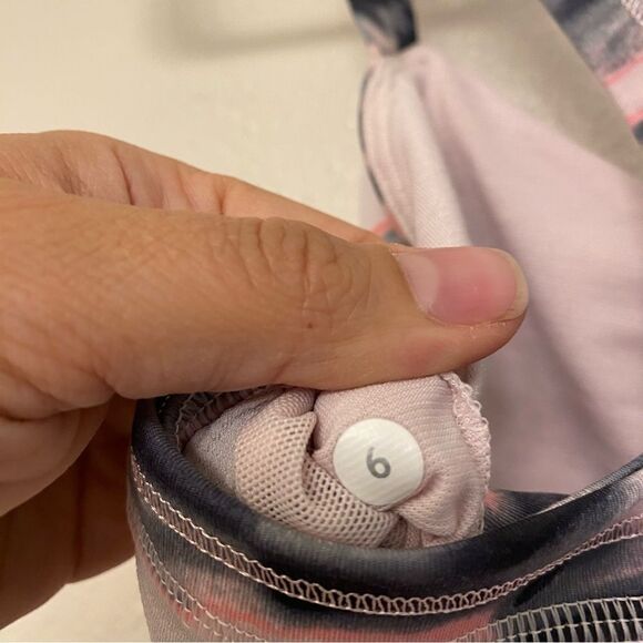 Lululemon blush Rest Less Tank Heathered Barely Pink Wamo Camo size 6 - Picture 6 of 11